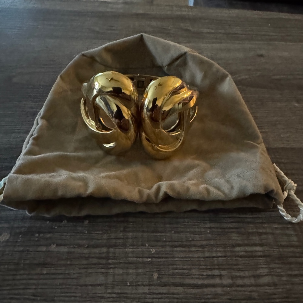 Kenneth Jay Lane Gold-Tone Statement Cuff